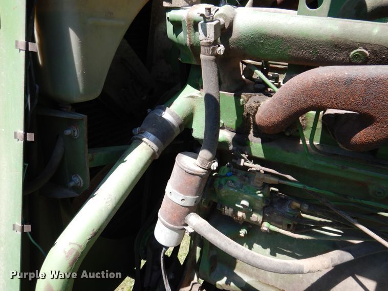 image for item DK2012 1975 John Deere 4400  combine