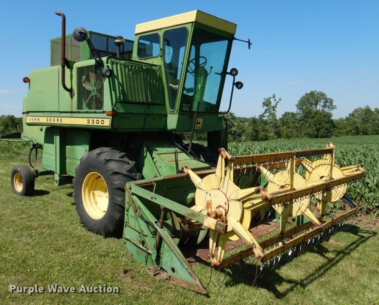 image for item DK2014 1970 John Deere 3300  combine