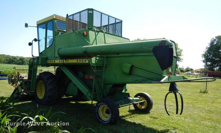 image for item DK2014 1970 John Deere 3300  combine