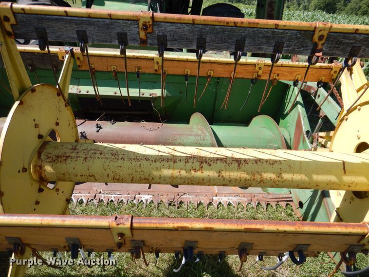 image for item DK2014 1970 John Deere 3300  combine