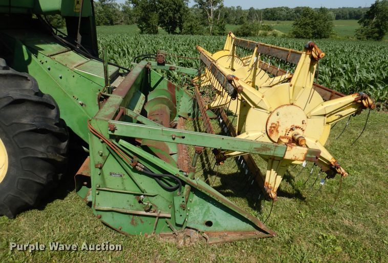 image for item DK2014 1970 John Deere 3300  combine
