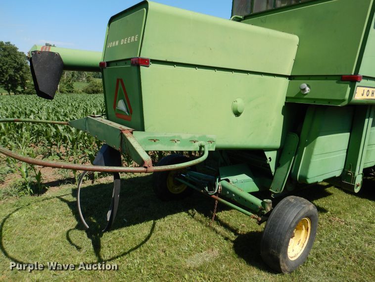 image for item DK2014 1970 John Deere 3300  combine
