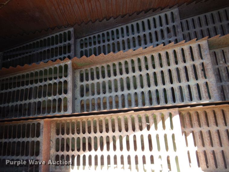 image for item DK2014 1970 John Deere 3300  combine