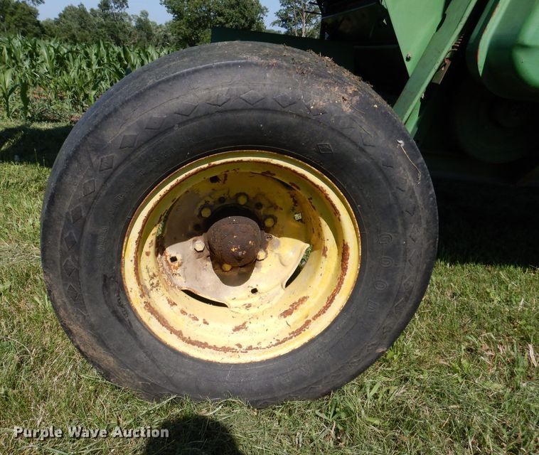 image for item DK2014 1970 John Deere 3300  combine