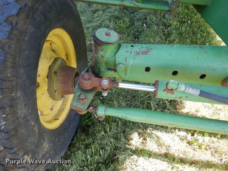 image for item DK2014 1970 John Deere 3300  combine