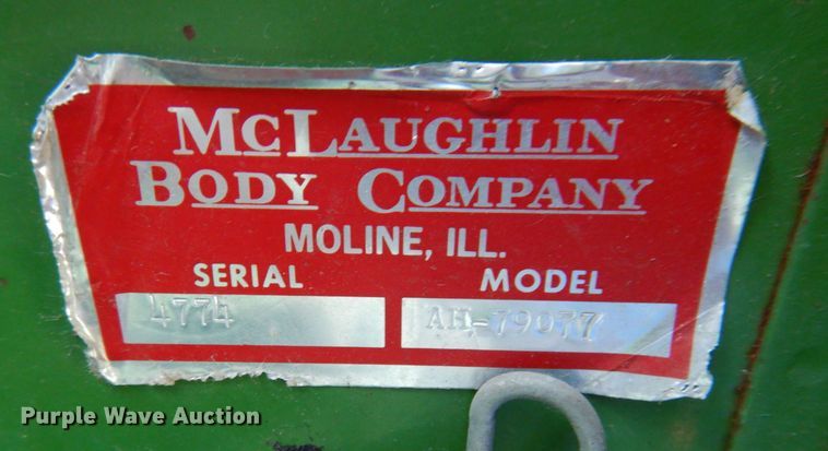 image for item DK2014 1970 John Deere 3300  combine