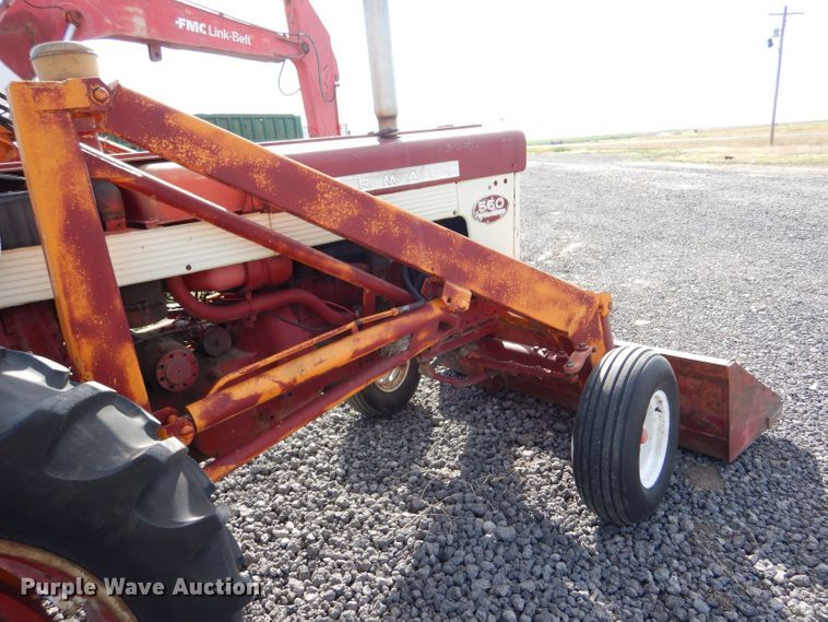 image for item DK7269 Farmall 560  tractor