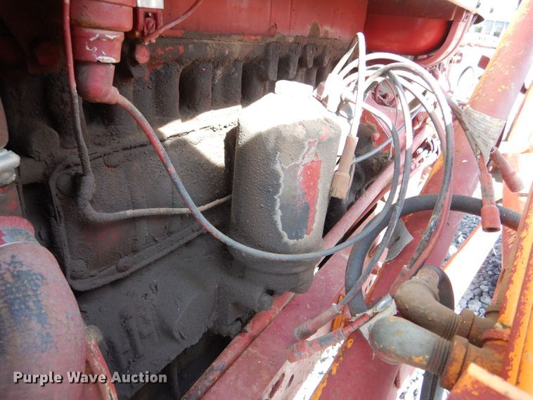 image for item DK7269 Farmall 560  tractor