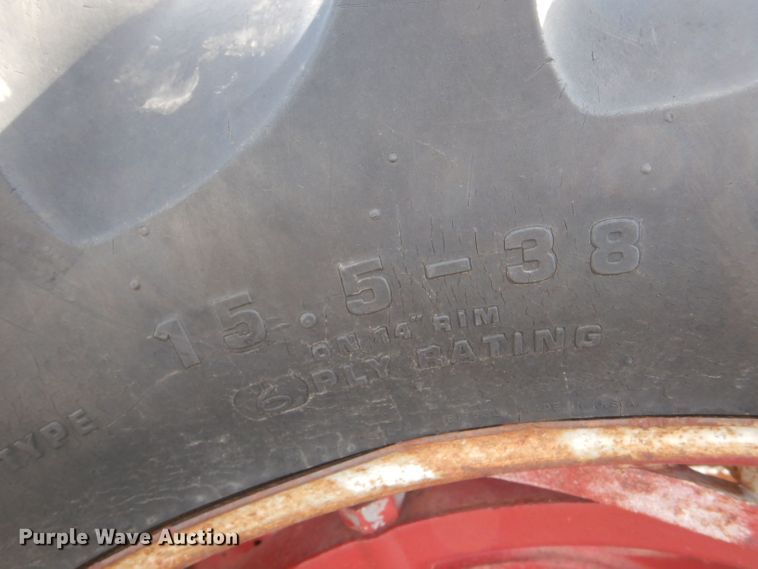 image for item DK7269 Farmall 560  tractor