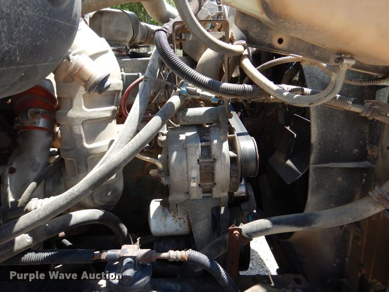 image for item DM2253 1996 International 4700  grain truck