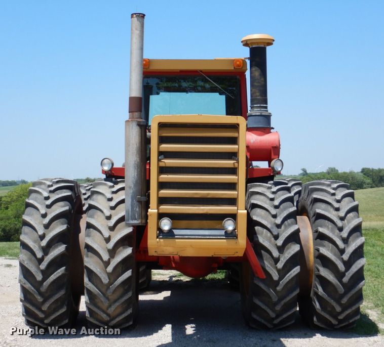 image for item DM2254 1983 Versatile 875  4WD tractor