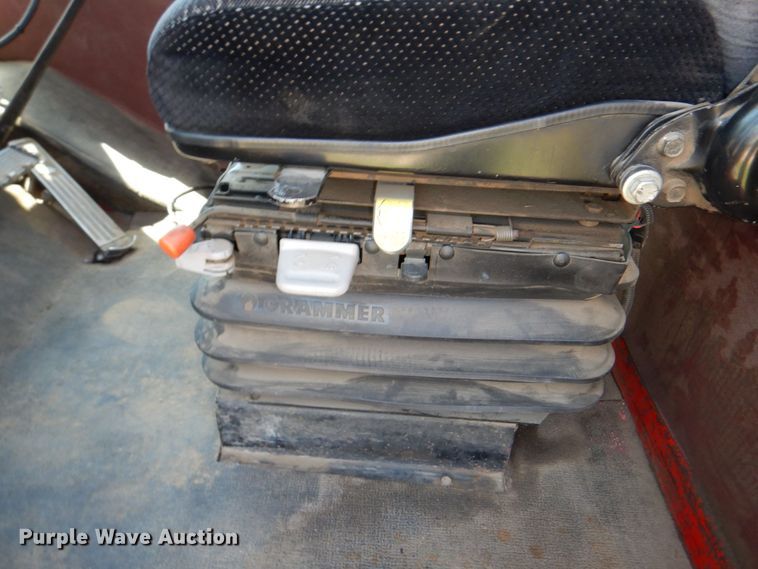 image for item DM2254 1983 Versatile 875  4WD tractor