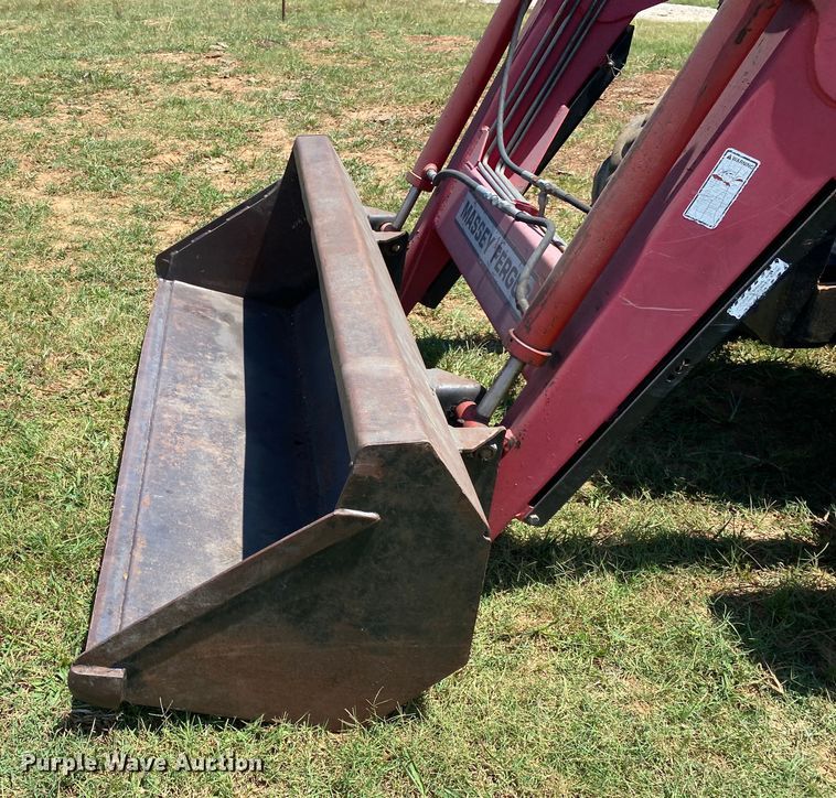 image for item DM4224 Massey Ferguson 243  MFWD tractor