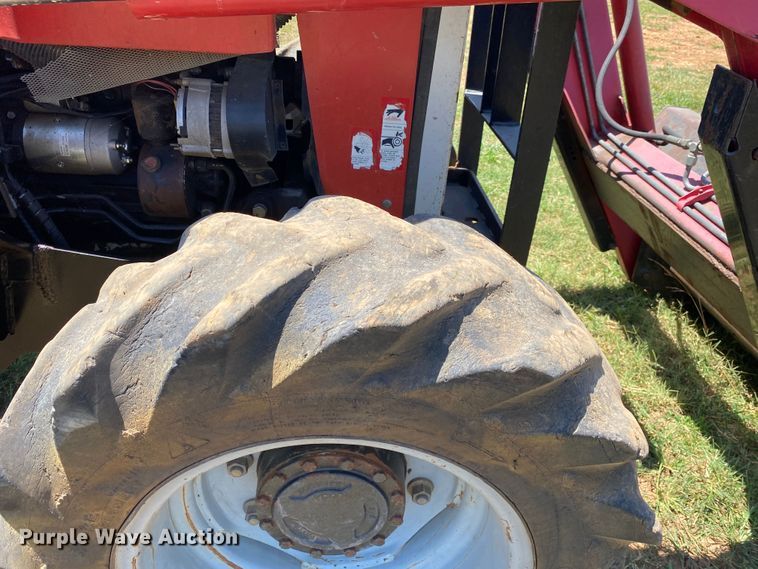 image for item DM4224 Massey Ferguson 243  MFWD tractor