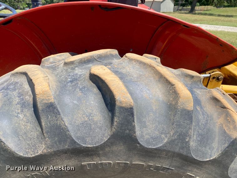 image for item DM4224 Massey Ferguson 243  MFWD tractor