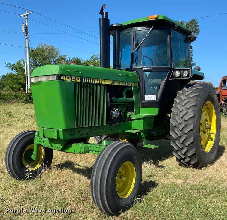image for item DM4242 1985 John Deere 4050  tractor