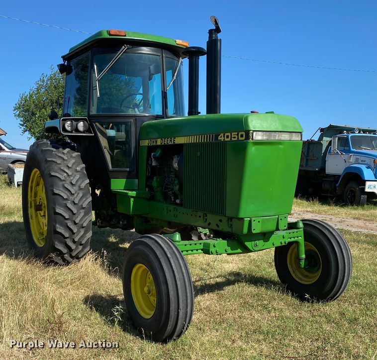 image for item DM4242 1985 John Deere 4050  tractor