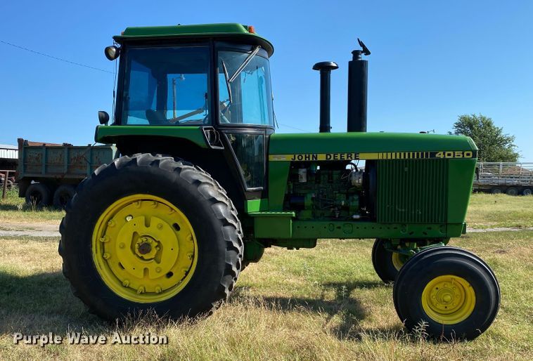 image for item DM4242 1985 John Deere 4050  tractor