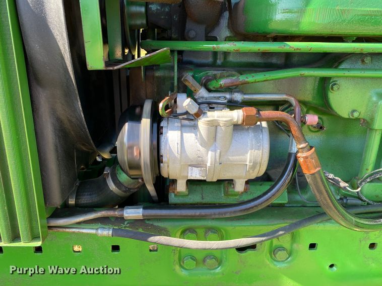 image for item DM4242 1985 John Deere 4050  tractor