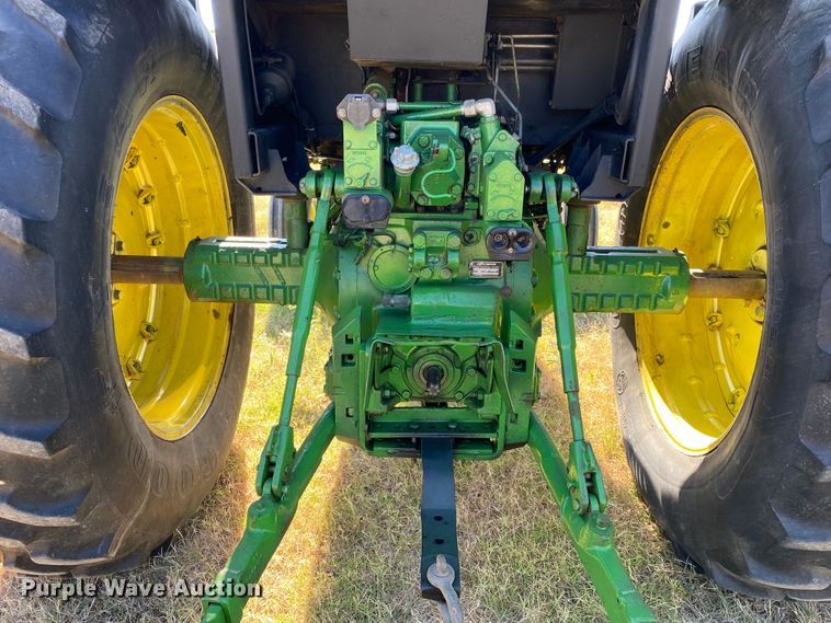 image for item DM4242 1985 John Deere 4050  tractor