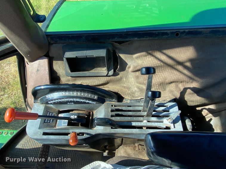 image for item DM4242 1985 John Deere 4050  tractor