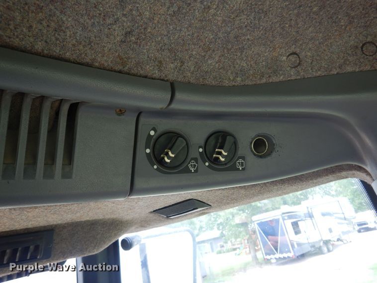 image for item DN0416 1995 Caterpillar Challenger 35  tractor