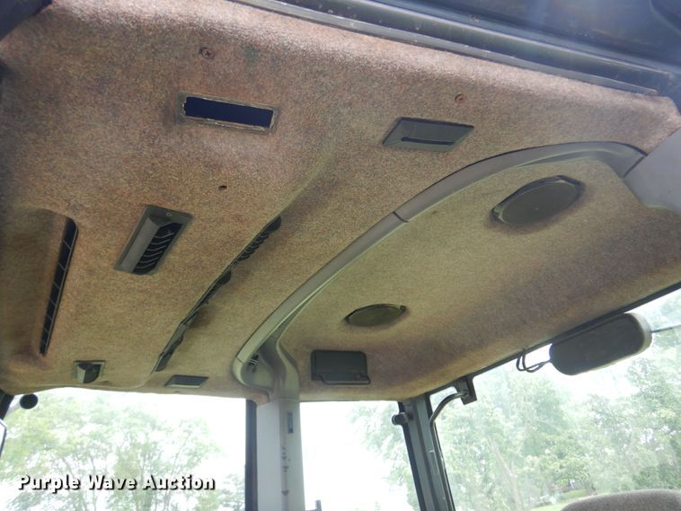 image for item DN0416 1995 Caterpillar Challenger 35  tractor