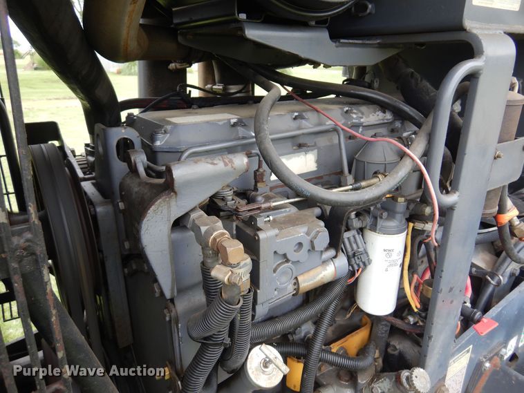 image for item DN0416 1995 Caterpillar Challenger 35  tractor