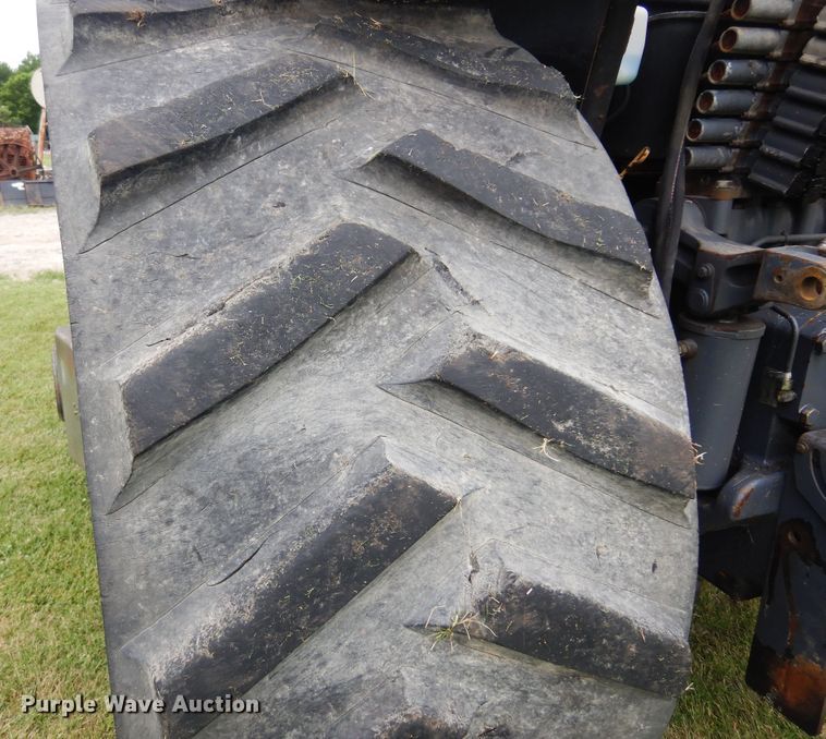 image for item DN0416 1995 Caterpillar Challenger 35  tractor