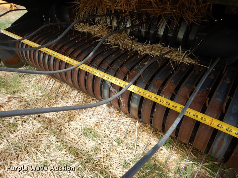 image for item DP4050 2016 Massey Ferguson 2946A  round baler