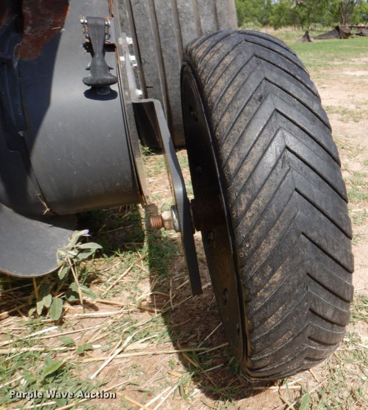 image for item DP4050 2016 Massey Ferguson 2946A  round baler