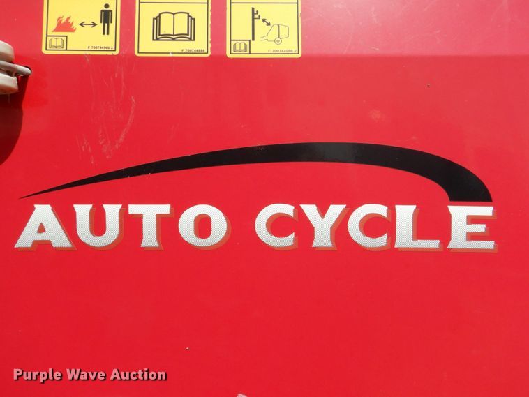 image for item DP4050 2016 Massey Ferguson 2946A  round baler