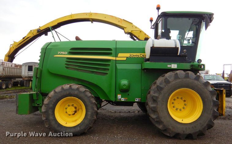 image for item DP4343 2012 John Deere 7750  forage harvester
