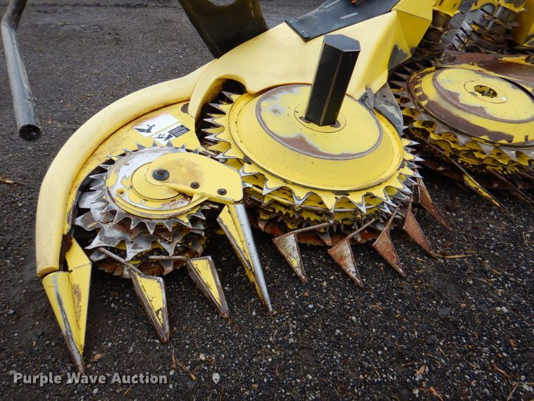 image for item DP4345 John Deere 770  rotary forage head