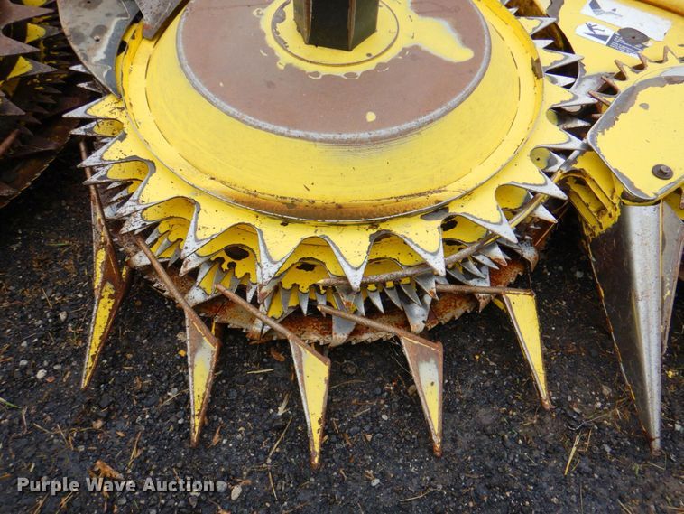 image for item DP4345 John Deere 770  rotary forage head