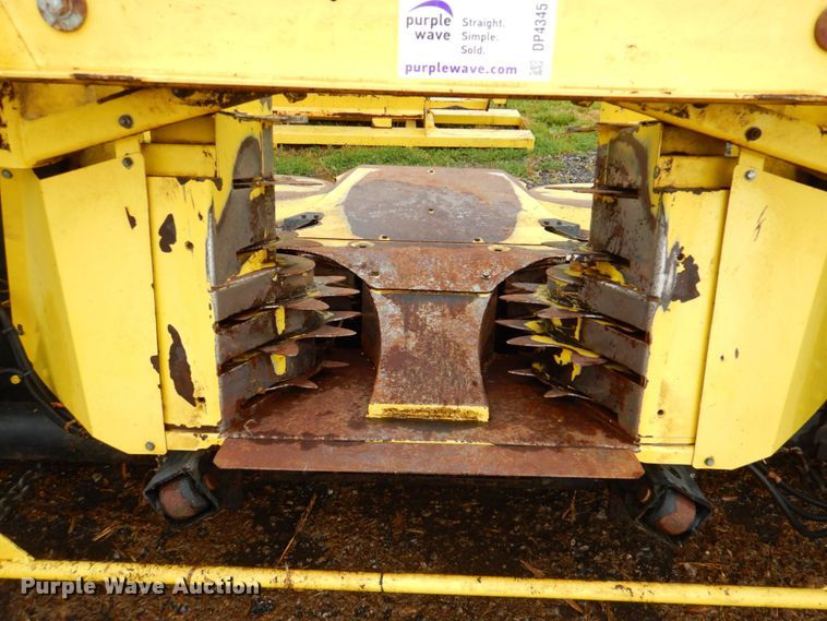 image for item DP4345 John Deere 770  rotary forage head