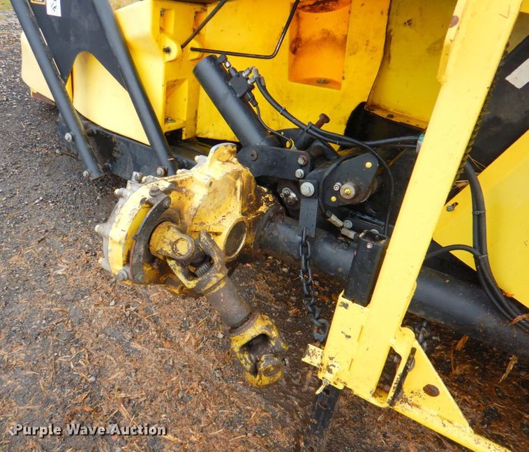 image for item DP4345 John Deere 770  rotary forage head