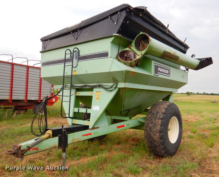 image for item DP4349 Parker 510  grain cart