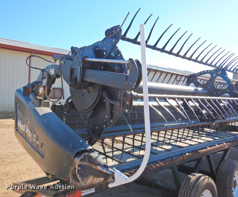 image for item DP4370 2010 MacDon FD70  flex draper head