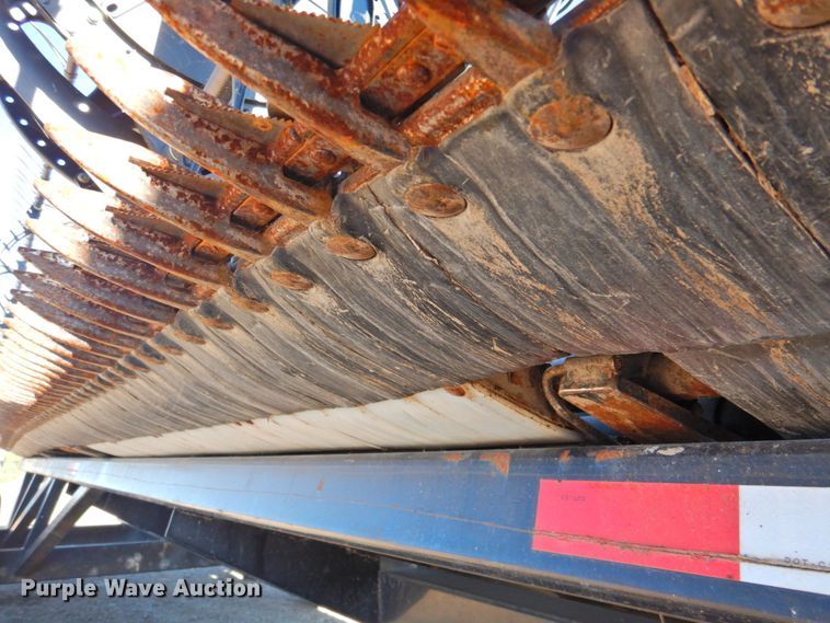 image for item DP4370 2010 MacDon FD70  flex draper head