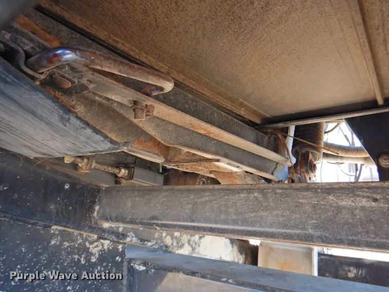 image for item DP4370 2010 MacDon FD70  flex draper head