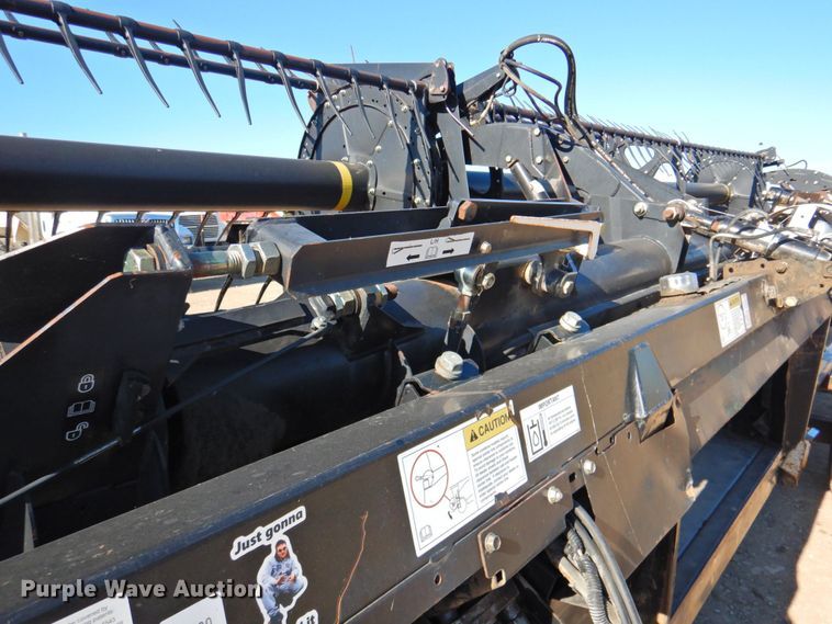 image for item DP4370 2010 MacDon FD70  flex draper head