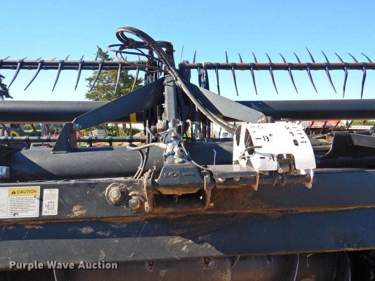 image for item DP4370 2010 MacDon FD70  flex draper head