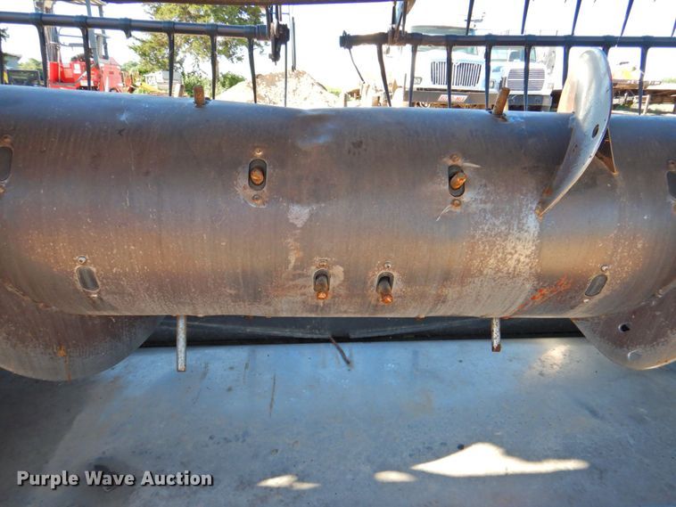 image for item DP4370 2010 MacDon FD70  flex draper head