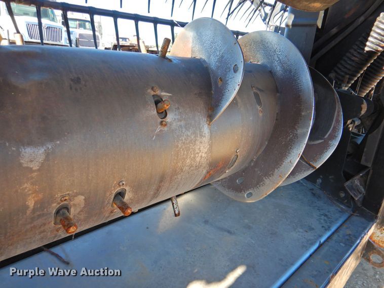 image for item DP4370 2010 MacDon FD70  flex draper head