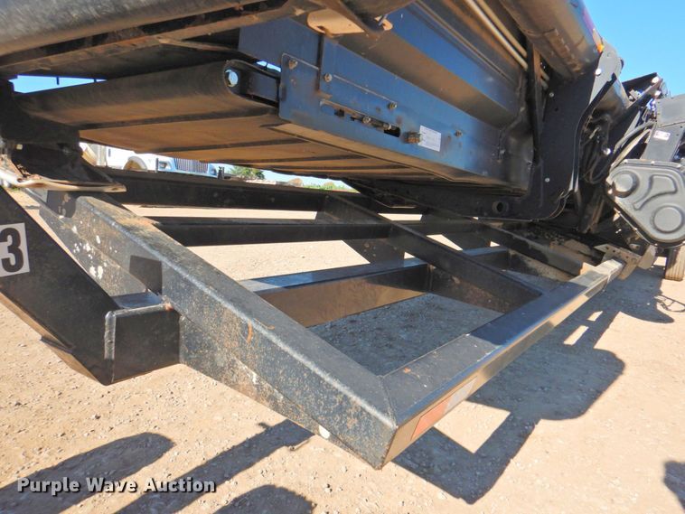 image for item DP4370 2010 MacDon FD70  flex draper head