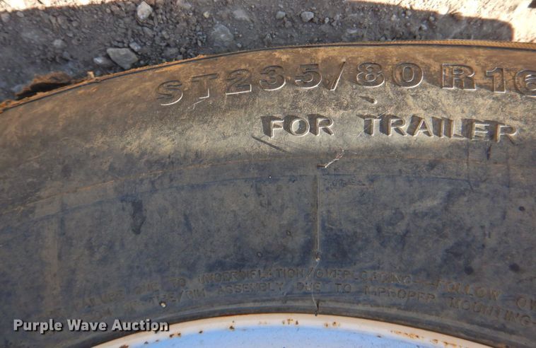 image for item DP4370 2010 MacDon FD70  flex draper head