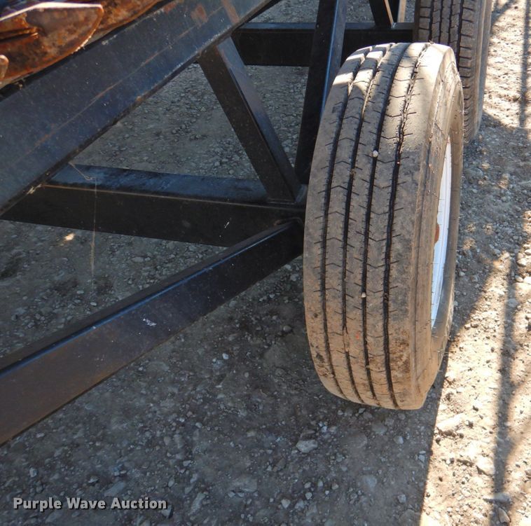 image for item DP4370 2010 MacDon FD70  flex draper head