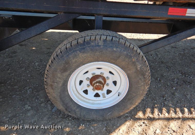 image for item DP4370 2010 MacDon FD70  flex draper head