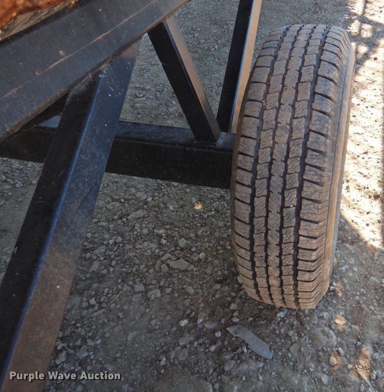 image for item DP4370 2010 MacDon FD70  flex draper head